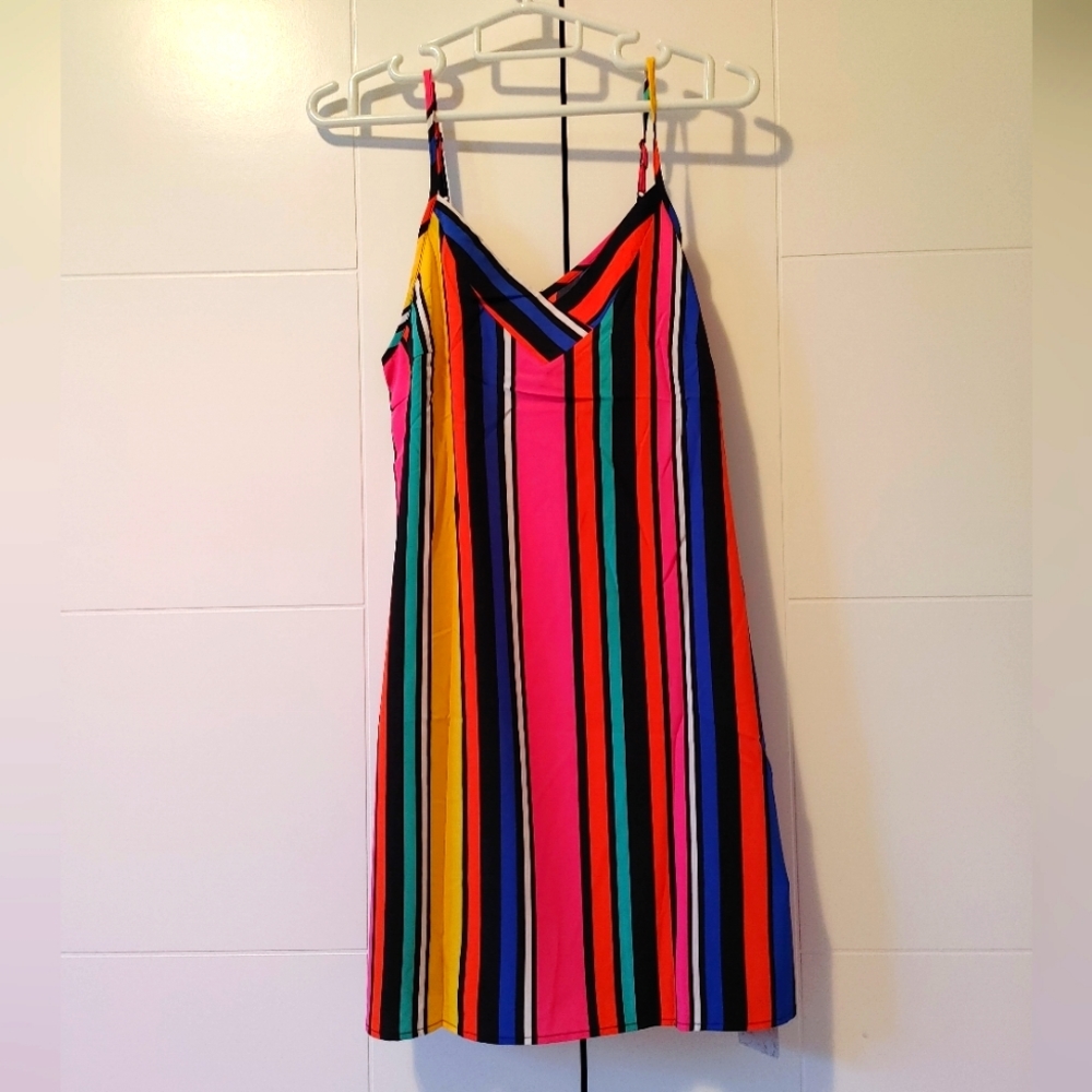 Brand New 🥳 Summer get away dress 🥻 Size M 🎉🌞